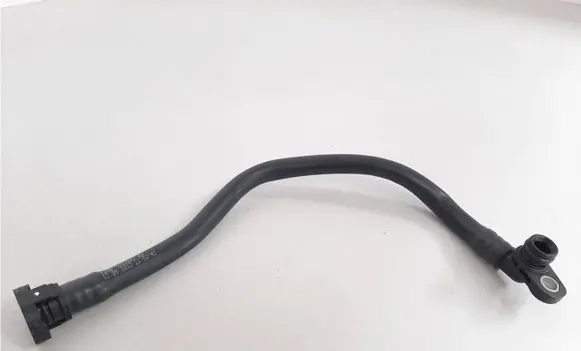 BMW X3 G01 Breather hose/pipe 7645857 13907645857