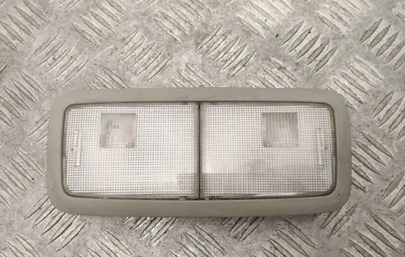 Toyota Avensis T270 Front seat light 8125005030