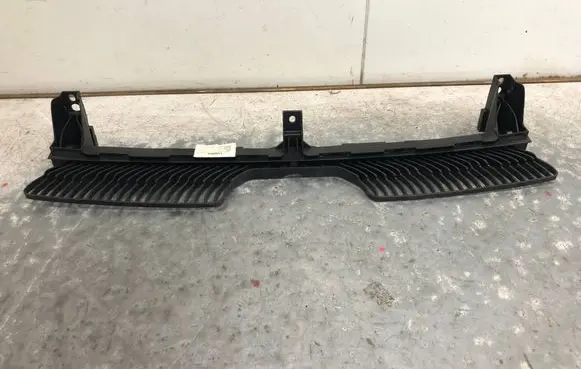 Volkswagen Tiguan Front bumper mounting bracket 5NA805705NBILI 5NA805705N