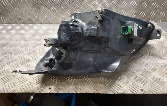 Ford Fiesta Headlight/headlamp 2S6X13W029BJ