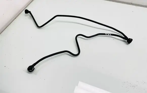 Mercedes-Benz A W176 Engine coolant pipe/hose A2465010125