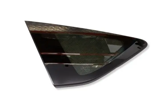 Toyota Prius+ (ZVW40) Rear side window 6272047080