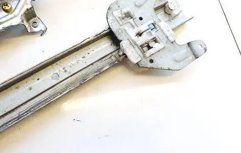 Nissan X-Trail T30 Sliding door window regulator with motor