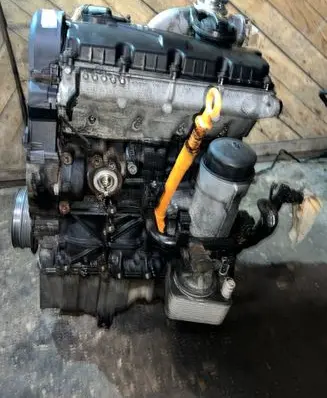 Volkswagen PASSAT B5 Engine