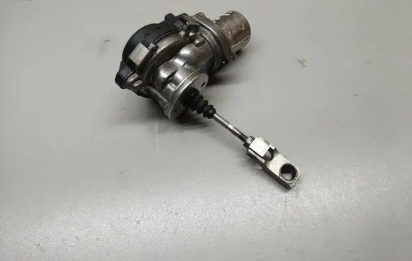 Volkswagen PASSAT B7 USA Turbo charger electric actuator 06K145613C 20015273