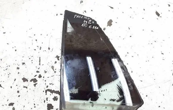 Volkswagen Phaeton Rear vent window glass 43R001404 DOT27M755AS2