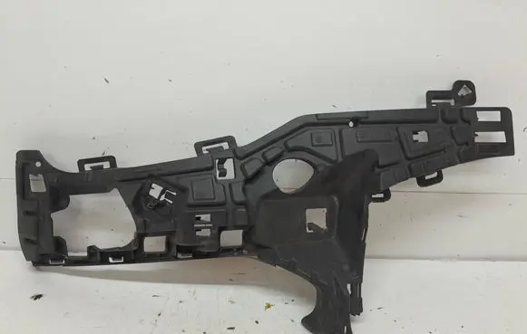 Volvo S90, V90 Front bumper mounting bracket 31383237