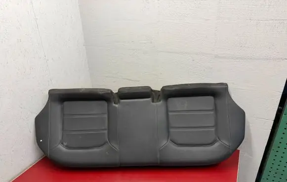 Volkswagen PASSAT B8 USA Rear seat