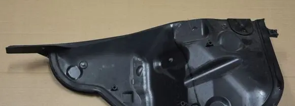 Volkswagen Touareg II Heat shield in engine bay 7P6819511B