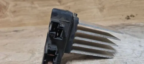 Volvo S70 V70 V70 XC Heater blower motor/fan resistor 9166694