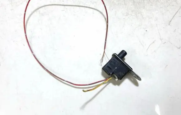 Mitsubishi Space Wagon Front door sensor 