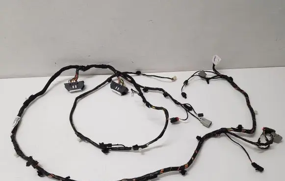 Jeep Grand Cherokee Tailgate/trunk wiring harness P68136775AD 16238CB