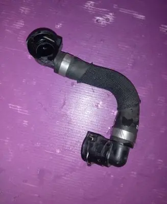 Peugeot 208 Engine coolant pipe/hose 354