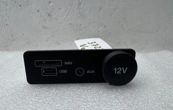 Jaguar XE USB socket connector FK7219C166BC