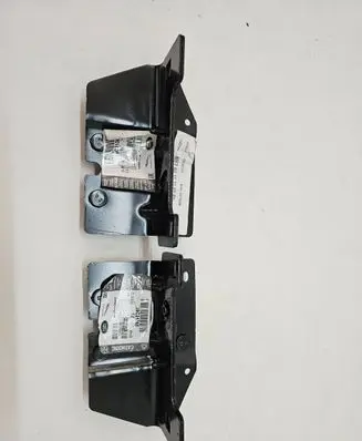 Land Rover Discovery Sport Radiator mount bracket K8D2101B91AD