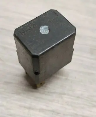 Mitsubishi Space Wagon Other relay MR490491