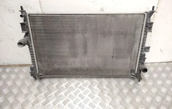 Peugeot 308 Coolant radiator 9809141780 M155196