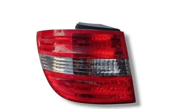 Mercedes-Benz B W245 Rear/tail lights A1698202364