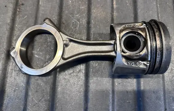 Infiniti FX Piston with connecting rod 10653 942390 103400540