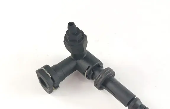 Opel Vectra C Clutch pipe/line 13105589