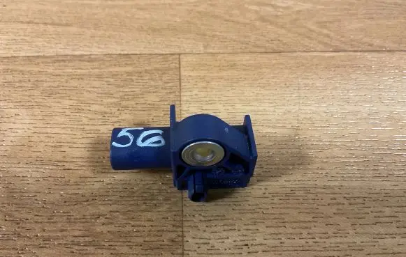 Mercedes-Benz E W212 Airbag deployment crash/impact sensor A2128204926 5WK43872