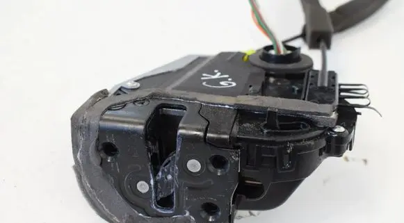 Lexus GS 300 350 430 450H Rear door lock 