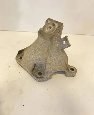 Audi A6 S6 C6 4F Engine mounting bracket 4F0199308AB