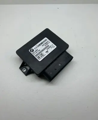BMW 5 F10 F11 Hand brake control module 6799083 0111811762 32620257A