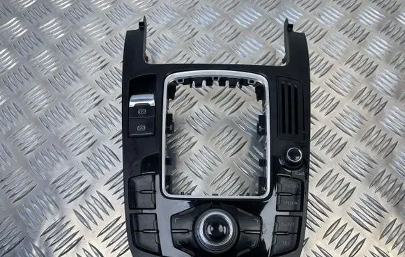 Audi A5 Sportback 8TA MMI control unit 8T0919609F