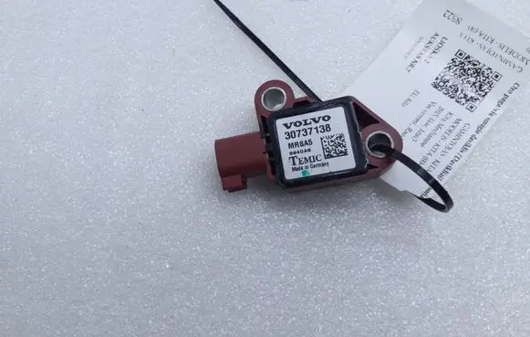 Volvo V50 Airbag deployment crash/impact sensor 30737138