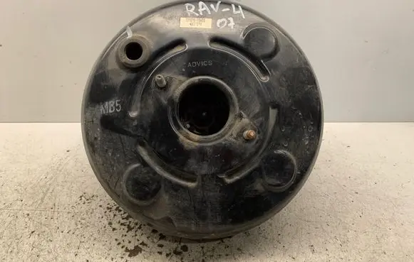 Toyota RAV 4 (XA30) Brake booster 13101015600 6K07074