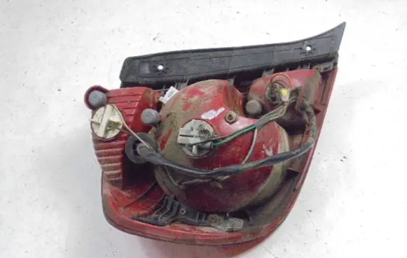 Hyundai Accent Rear/tail lights 92402-257