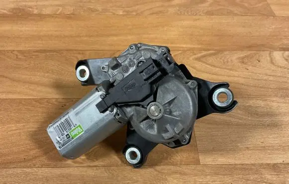 Opel Insignia A Rear window wiper motor W000008916