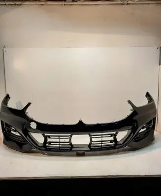 BMW 8 G14 Front bumper 8076177
