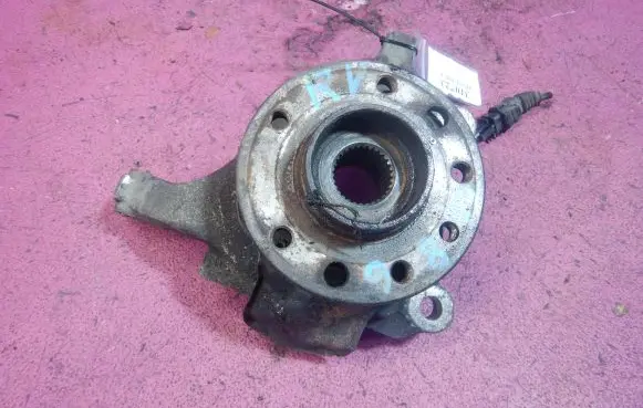 Opel Signum Front wheel hub spindle knuckle