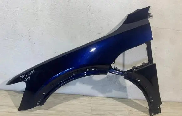 Audi e-tron Fender
