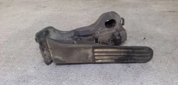 Volkswagen Golf VI Accelerator throttle pedal 1K1721503T