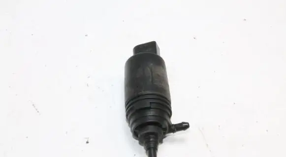 Land Rover Range Rover L322 Windscreen/windshield washer pump 67128377612