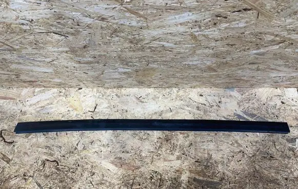 Volvo V60 Radiator trim 32260538 S2502N095