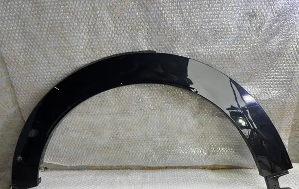Mini Cooper Countryman F60 Front arch trim 51777389365 11252010 76670000