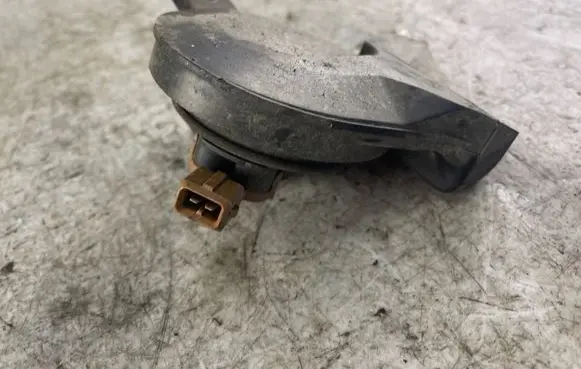 Volvo V70 Horn signal 9178849