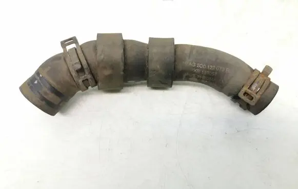 Volkswagen Golf VII Engine coolant pipe/hose 5Q0122073R 132097