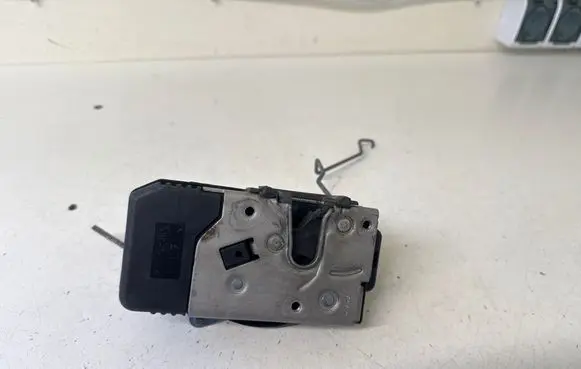 Renault Trafic II (X83) Loading door lock 8200282303 93851809