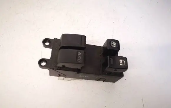 Nissan Almera N16 Electric window control switch