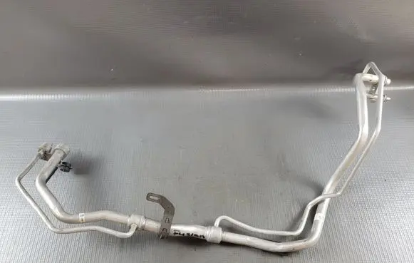 Air conditioning (A/C) pipe/hose