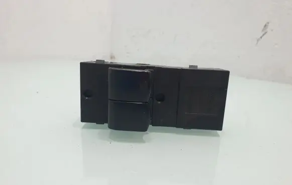 Nissan Micra Electric window control switch
