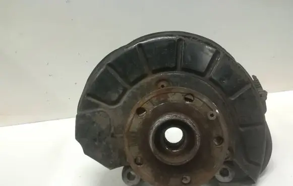 Volkswagen Touran I Front wheel hub
