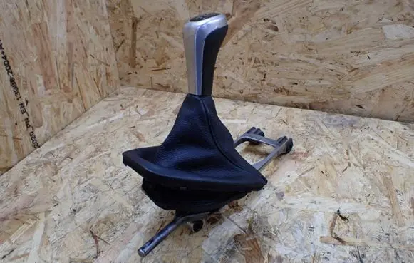 BMW 3 E90 E91 Gear shifter/selector 7566100