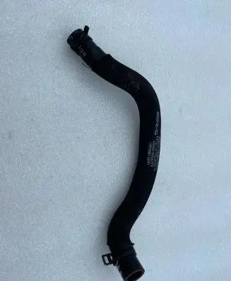 Mercedes-Benz GLE (W166 - C292) Engine coolant pipe/hose A1665011882 CT147130D KKK667065A1P2
