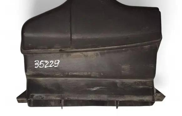 Volkswagen Golf V Air intake duct part 1K0805962 1K0805971C